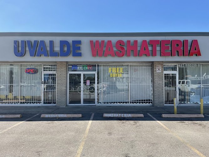 Uvalde Washateria in Houston