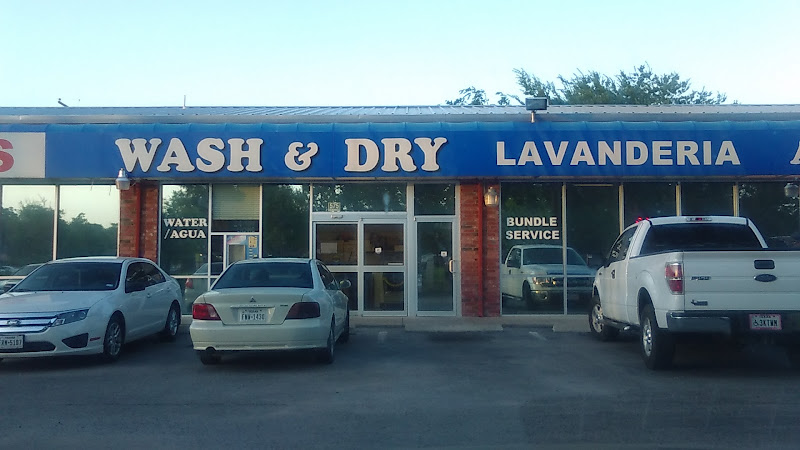 Wash and Dry Laundromat in Fort Worth
