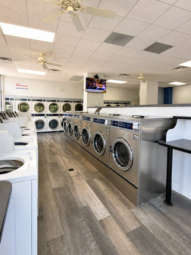 Wash And Go Laundromat in El Paso
