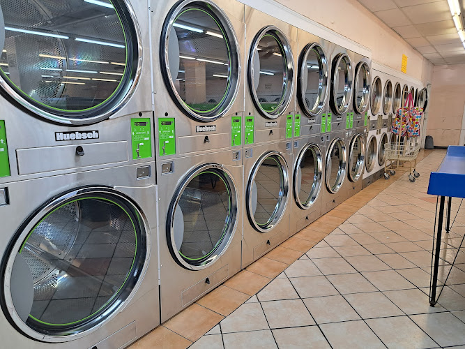 Wash & Dry Lavanderia in Dallas