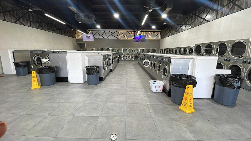 Washateria in Sugar Land