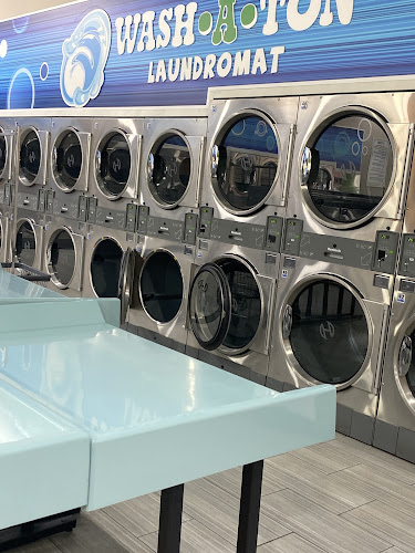 Washaton Laundromat in Houston