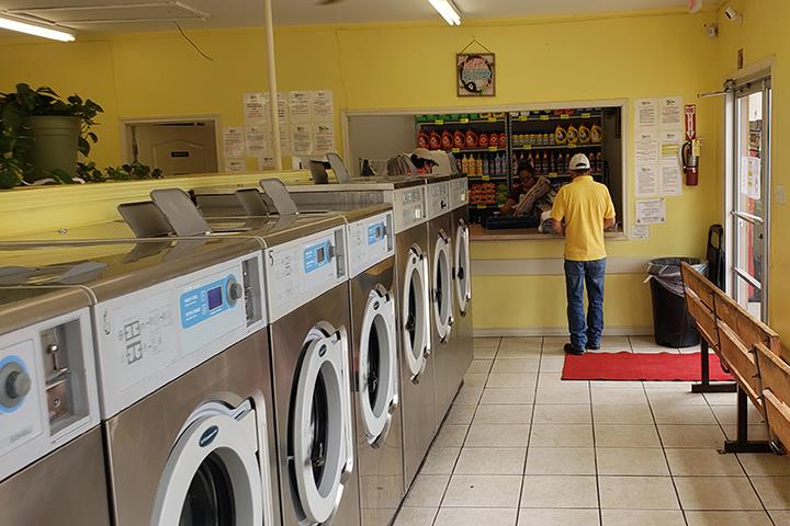 We'll Wash Laundromat - Shiloh Dr. in Laredo